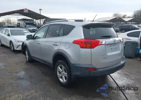 2013 Toyota Rav4 Xle z USA, uszkodzony, nr VIN 2T3RFREVXDW123689